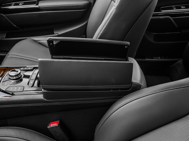2016 Kia K900 Luxury