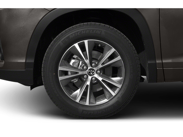 2019 Toyota Highlander LE - Photo 11