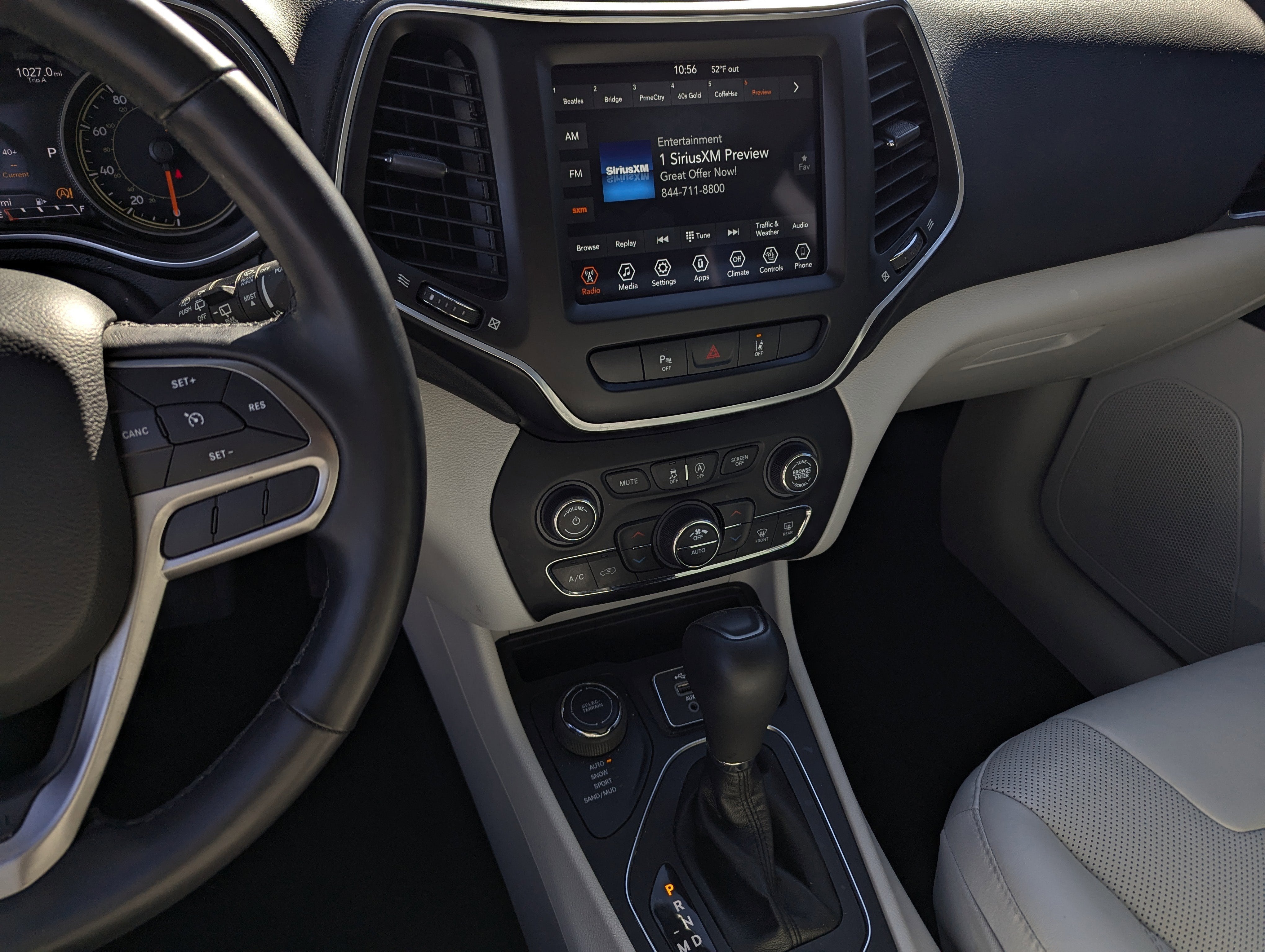 2021 Jeep Cherokee Latitude Lux