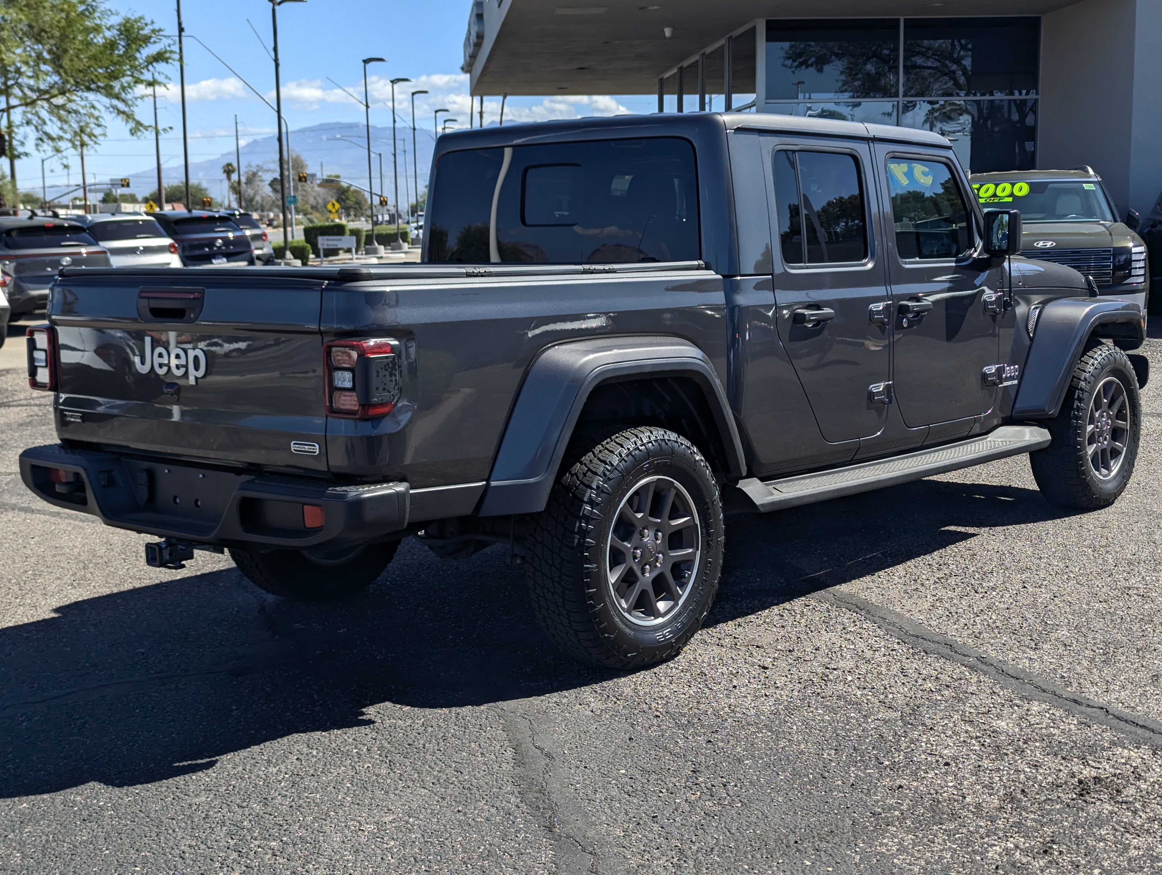2022 Jeep Gladiator Overland