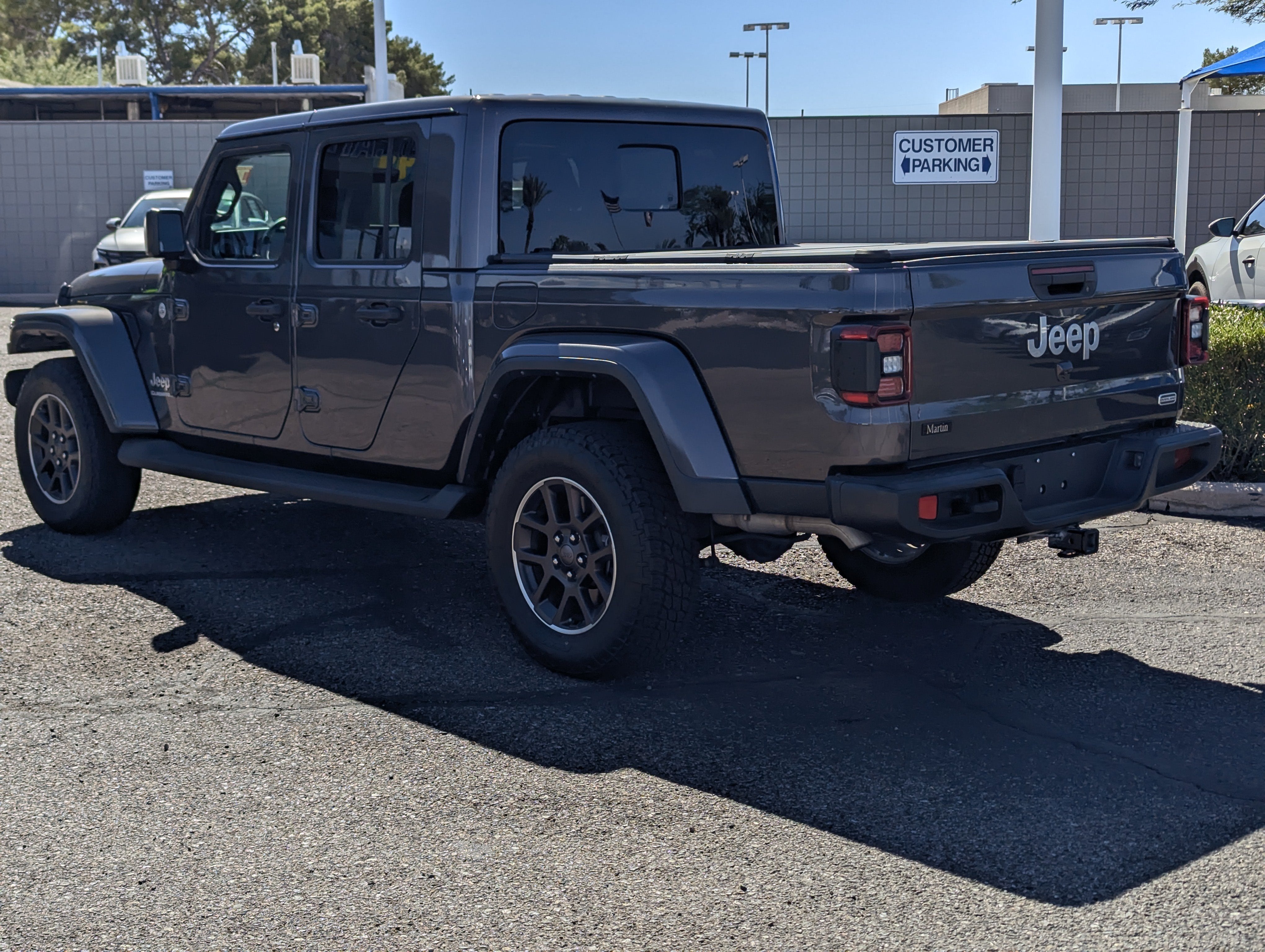 2022 Jeep Gladiator Overland
