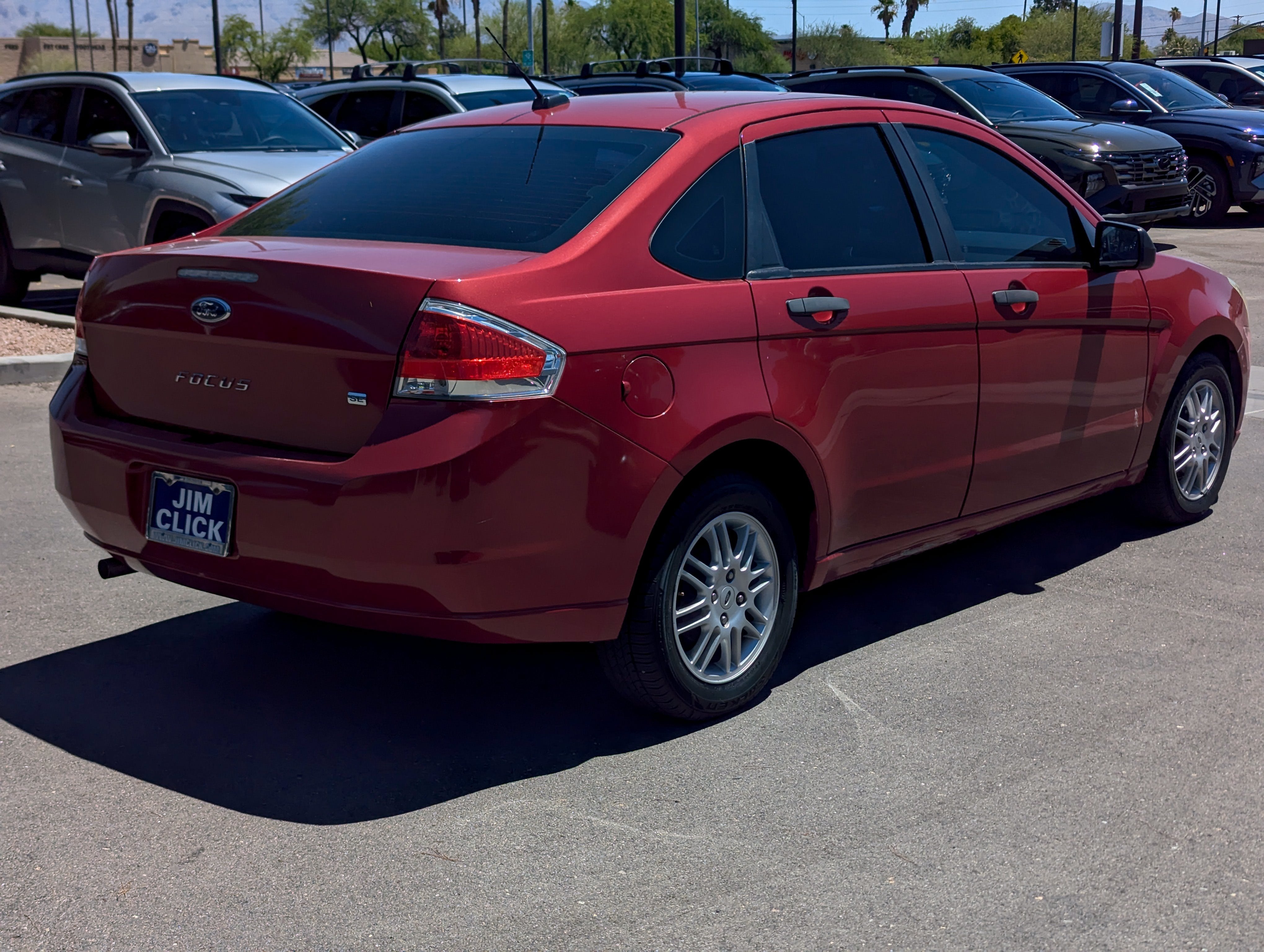 Used 2010 Ford Focus SE with VIN 1FAHP3FN4AW225545 for sale in Tucson, AZ