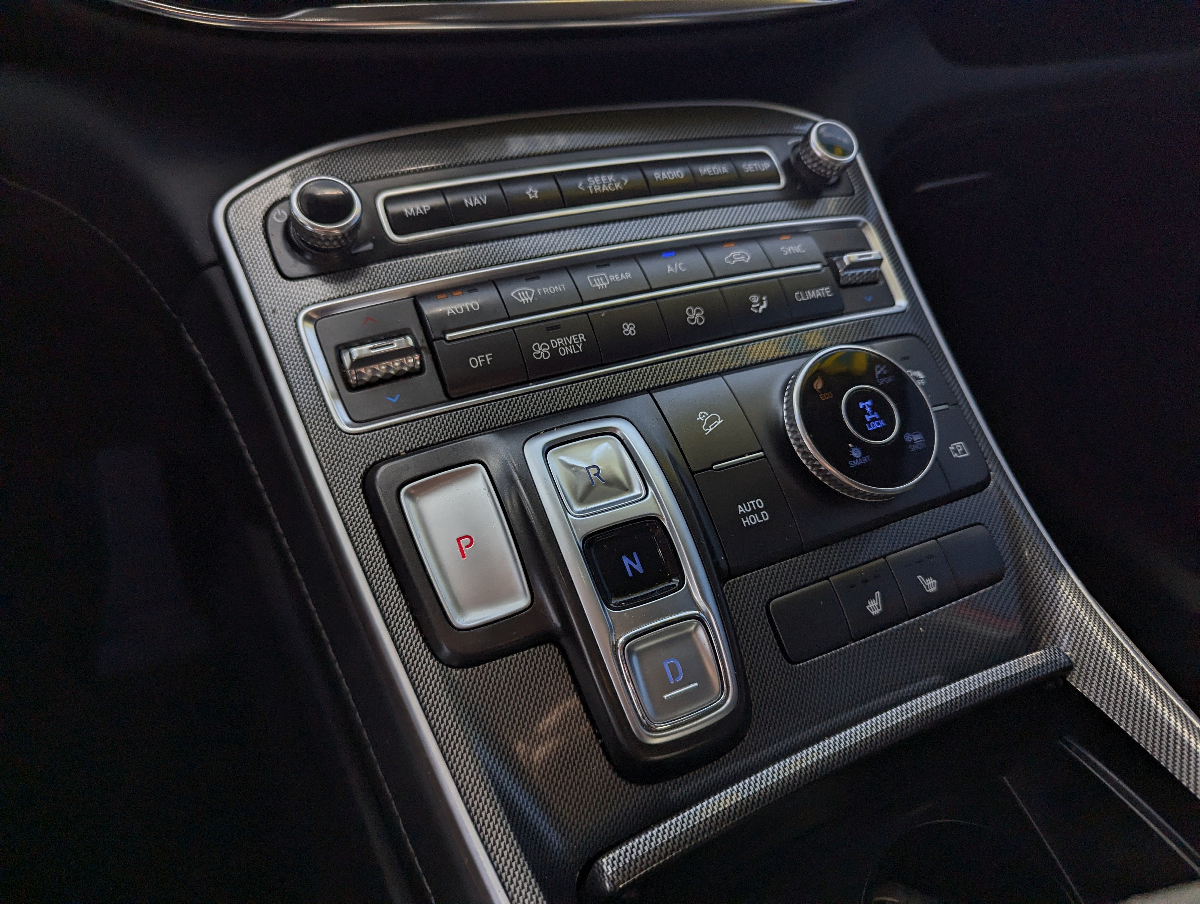 2023 Hyundai SANTA FE HYBRID SEL Premium