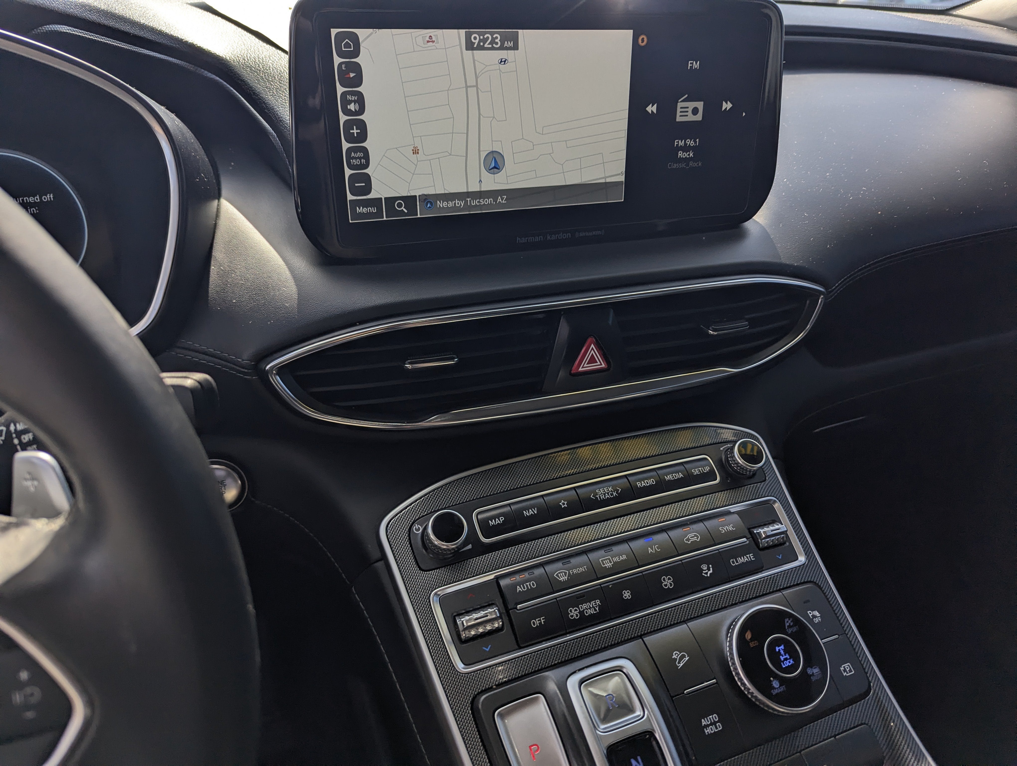 2023 Hyundai SANTA FE HYBRID SEL Premium