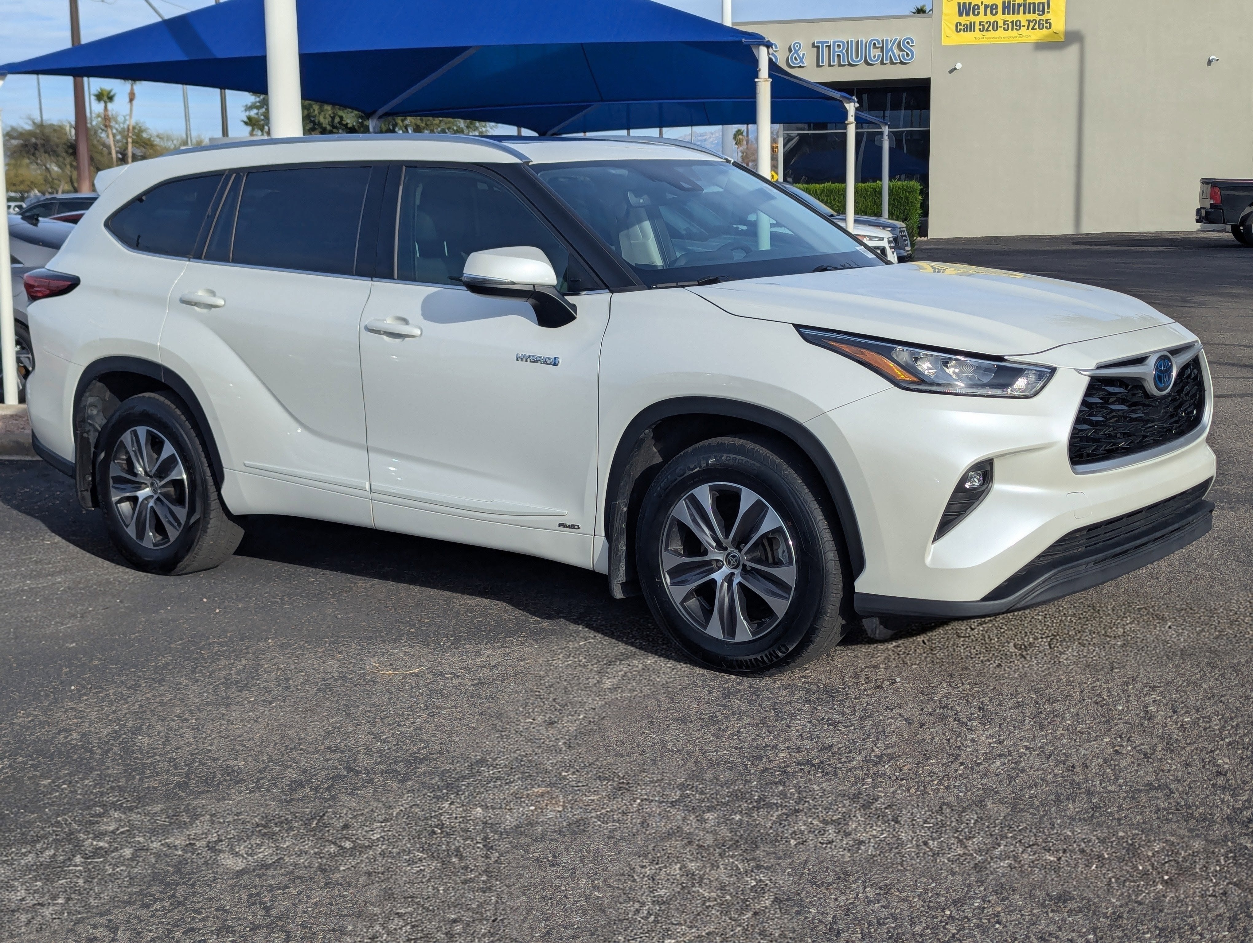 2020 Toyota Highlander Hybrid XLE