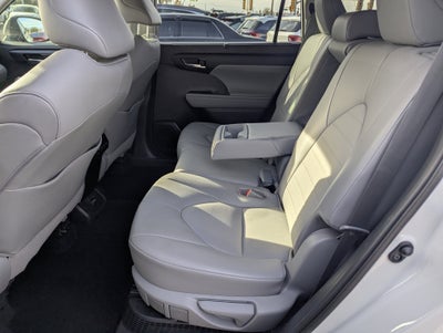 2020 Toyota Highlander Hybrid XLE