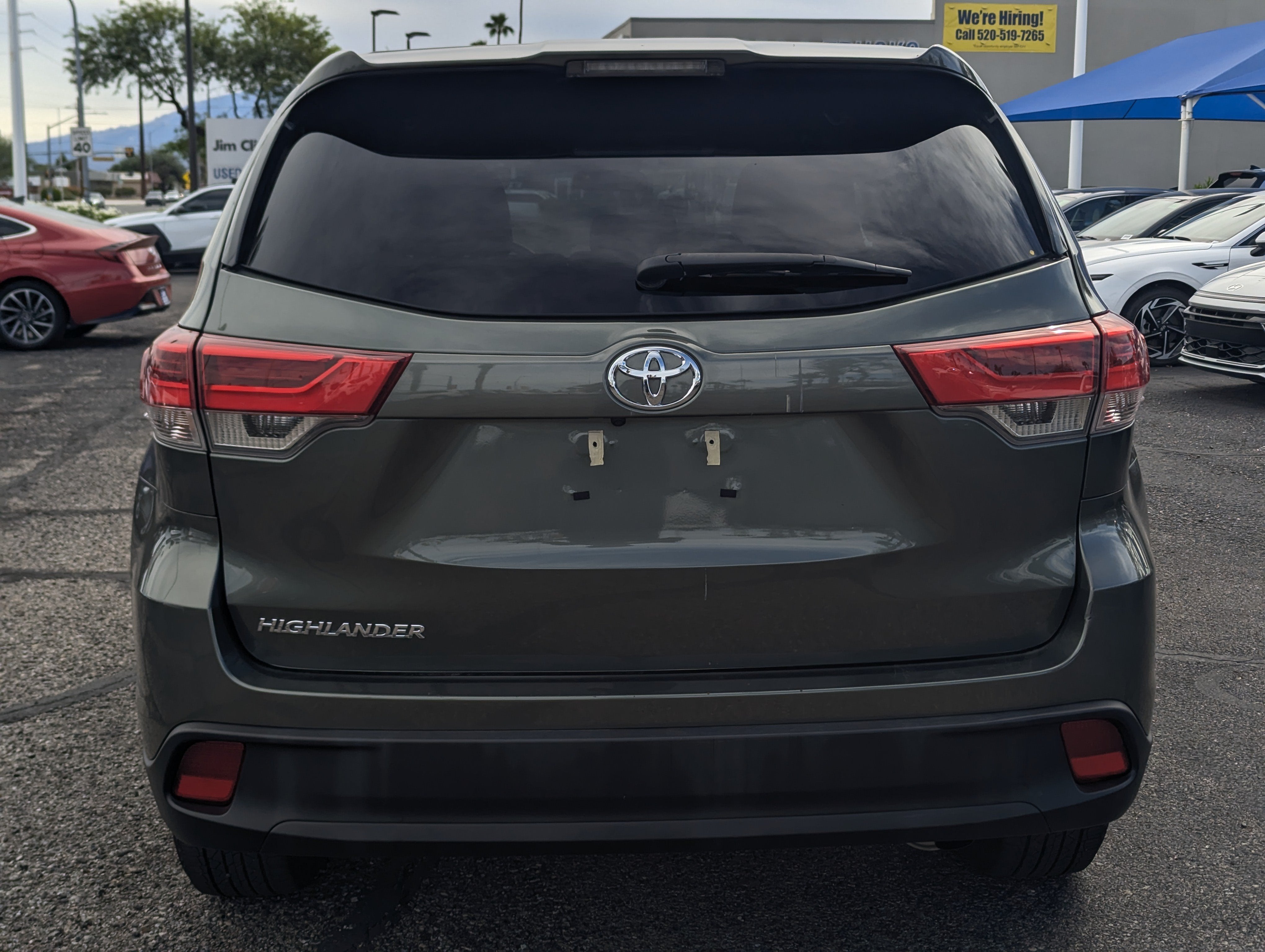 2019 Toyota Highlander LE