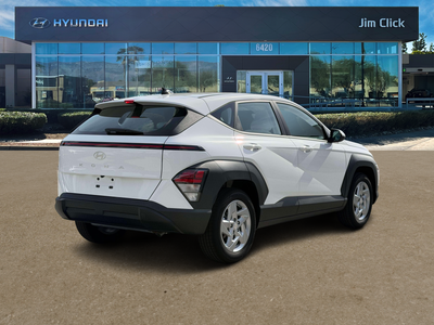 2027 Hyundai KONA SE FWD