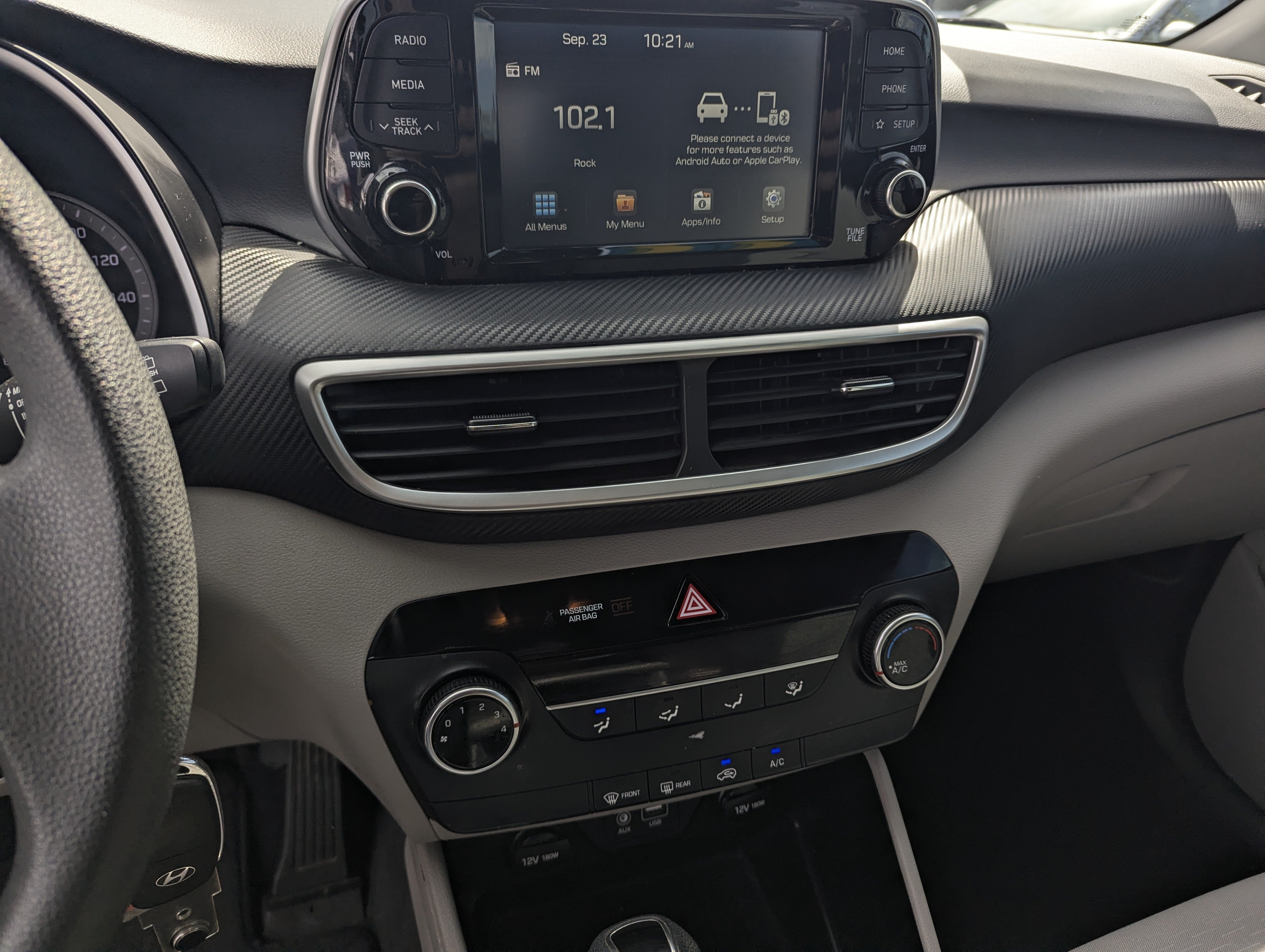2020 Hyundai TUCSON SE