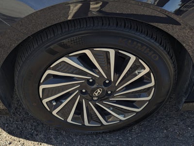 2025 Hyundai SONATA HYBRID SEL