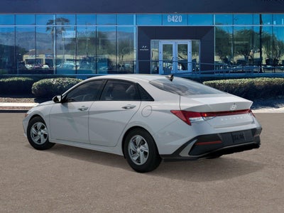 2026 Hyundai ELANTRA SE