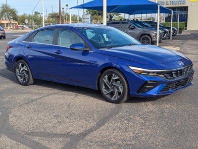 2025 Hyundai ELANTRA Limited