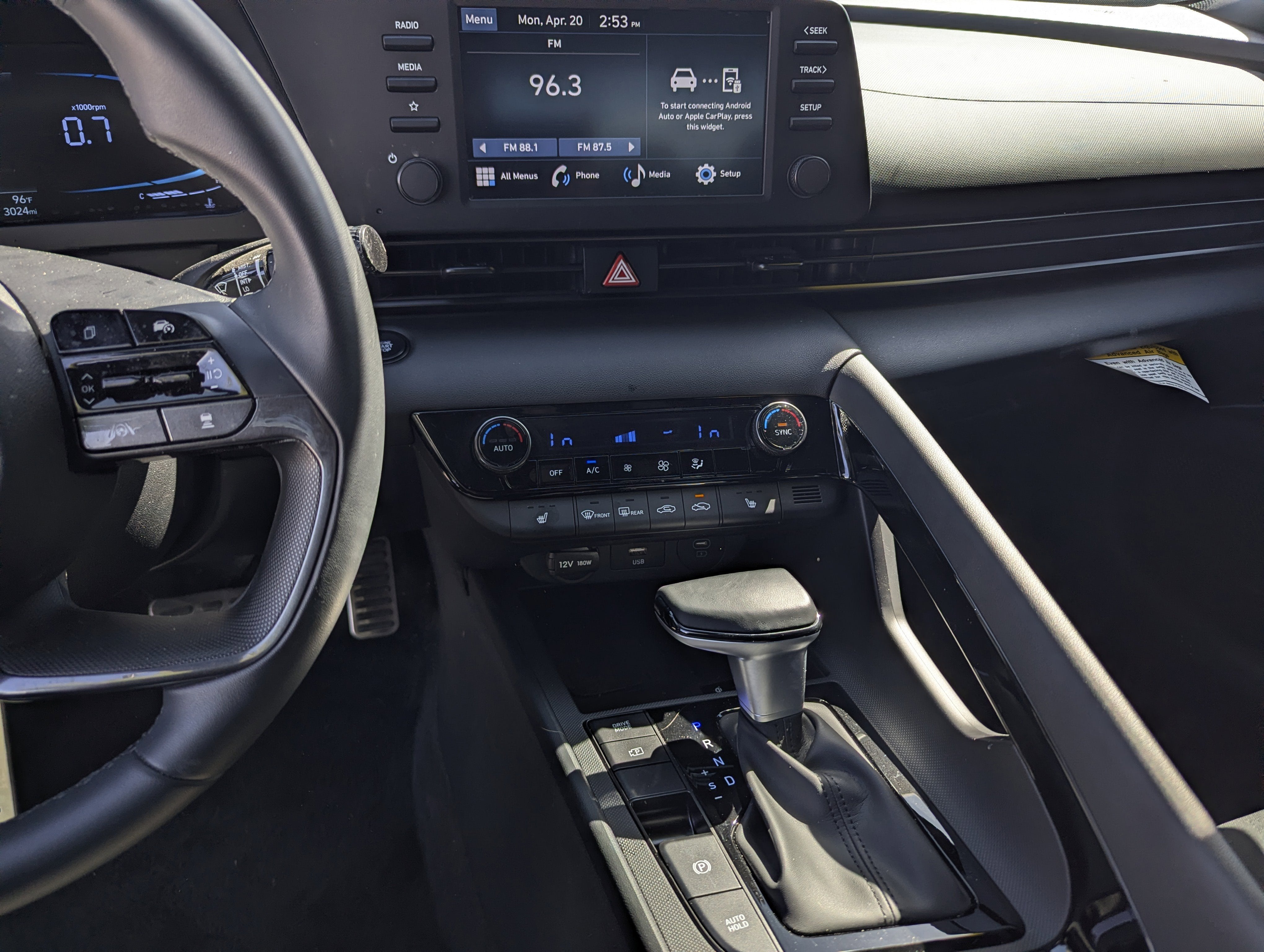 2026 Hyundai ELANTRA SEL Sport Premium