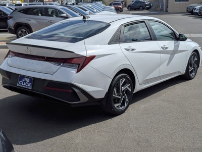 2025 Hyundai ELANTRA SEL Convenience