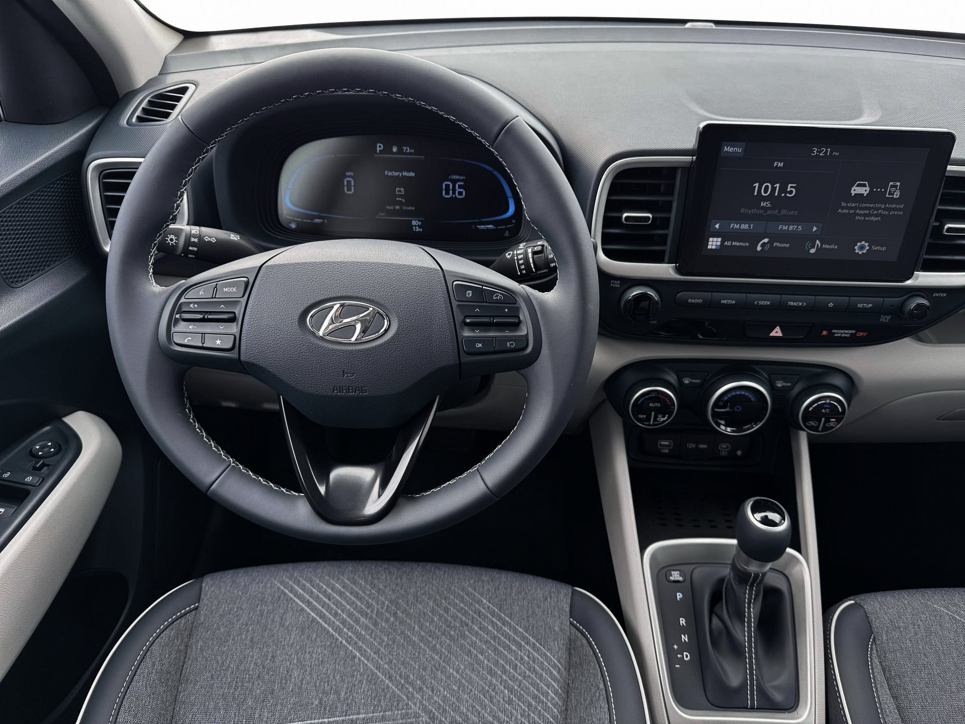 2026 Hyundai VENUE SEL W/Two-Tone Roof